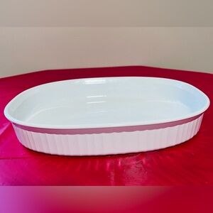 Corning Ware French White Ribbed 2.5 Liter Oval Baking Casserole Dish